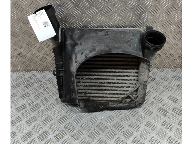 Интеркулер  7L6145803D, 7L0117339   Volkswagen Touareg II 