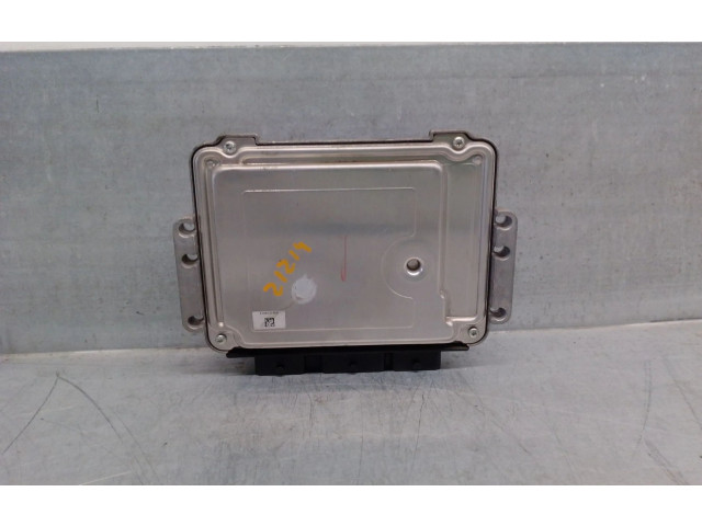 Řídící jednotka 6M6112A650BB, 0281012530-BOSCH   Mazda 3 I 2008