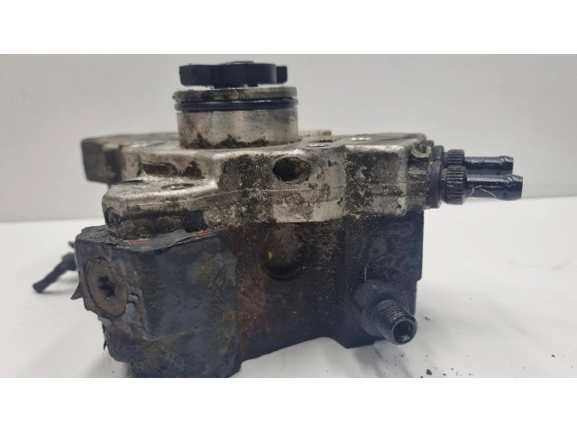 Vstřikovací čerpadlo A6460700101, 6460700101   Mercedes-Benz E W211  pro naftový motor 2.2  