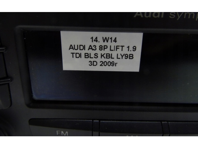 Радио/ проигрыватель CD/DVD / навигация 8P0035195M   Audi A3 S3 A3 Sportback 8P  