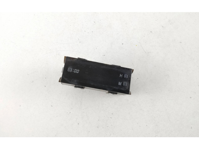 Дисплей    8391004010   Toyota Hilux (AN10, AN20, AN30)