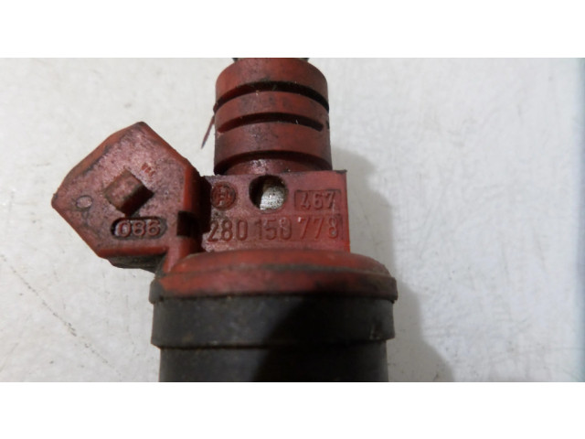Vstřikovač 280150778   BMW 7 E38  pro benzínový motor 3.0  