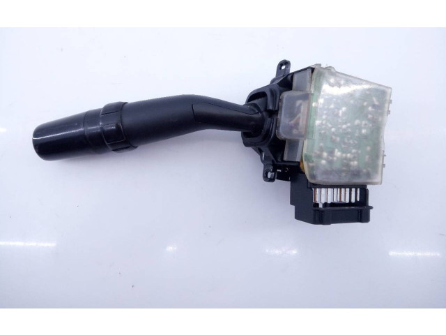 Ручка стеклоочистителей E3-B2-18-3   Toyota Land Cruiser (J100)