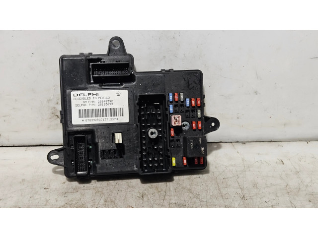 Pojistková skříňka Řídící jednotka BSM 25848392, 28103693   Chevrolet HHR 2007