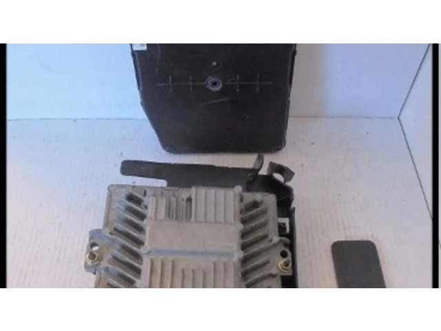 Řídící jednotka 8200565863   Renault Scenic II -  Grand scenic II 2003