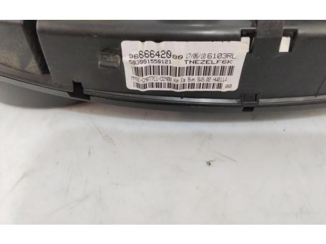 Přístrojová deska  Peugeot 308 2010 9666642080  