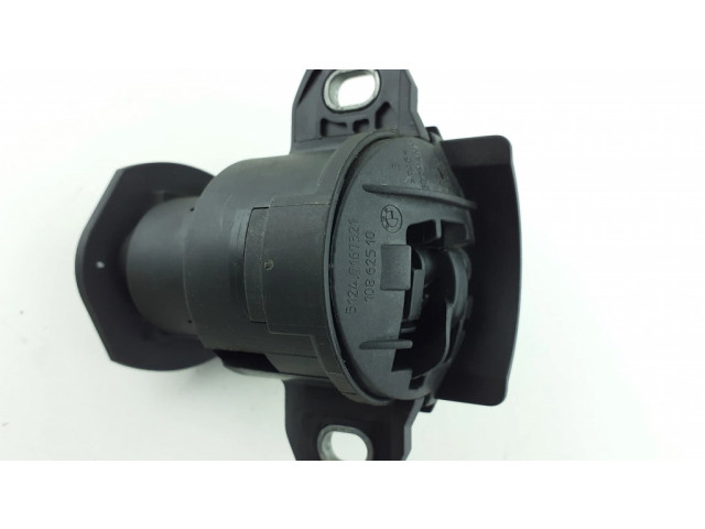 Замок багажника 7117926, 7167321    BMW 3 E90 E91 2005-2012 года