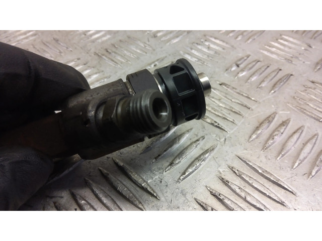Vstřikovač 33800-2a610   KIA Pro Cee'd II  pro naftový motor 1.6  