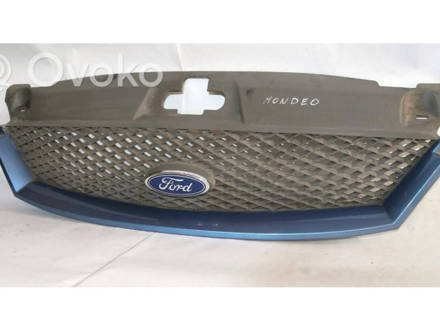 Передняя решётка Ford Mondeo Mk III 2000-2007 года 1S718B271A      