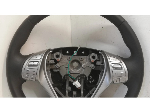 Volant Nissan Qashqai 2016 34216879A, 34154207B  