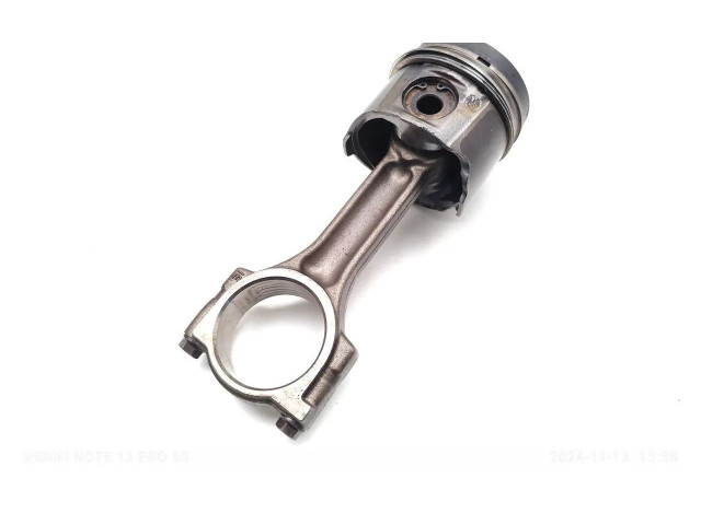  Поршень с шатуном F9Q803;F9Q804;F9Q816;F9Q818 F9Q803, F9Q804  Renault Megane II  