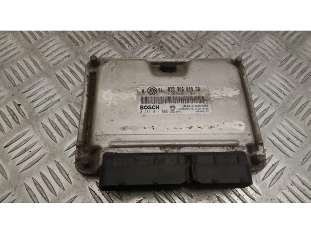 Блок управления двигателя 038906019DD, 0281011065   Volkswagen Golf IV