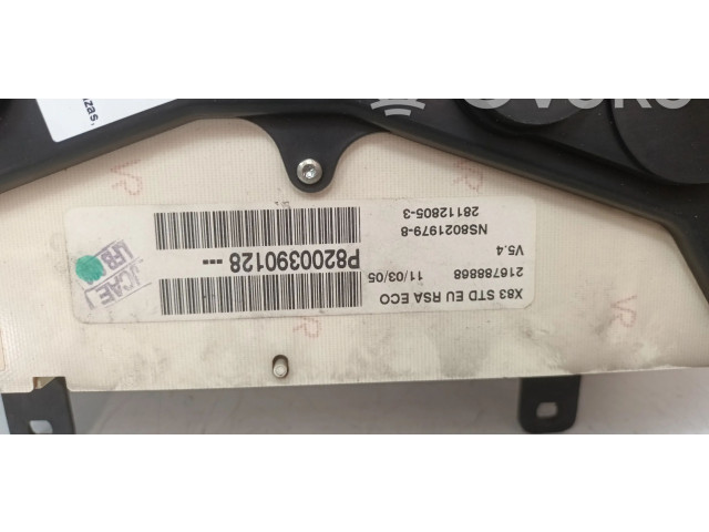 Přístrojová deska  Renault Trafic I 2005 P8200390128  
