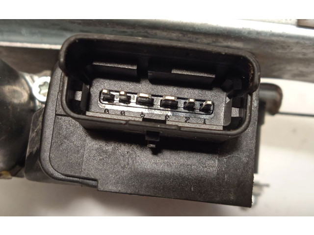 Vstřikovač 9815999280, 0130824160   Peugeot 2008 I    HMR (EB2FA) 