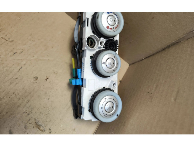Блок управления климат-контролем 69667301, G52224   Mitsubishi Colt