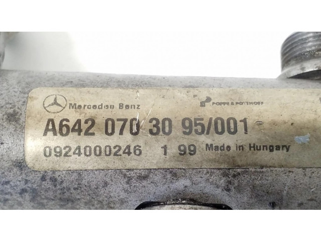 Vstřikovací lišta A6420703095, A0061537828   Mercedes-Benz E W212  pro naftový motor 3.0  