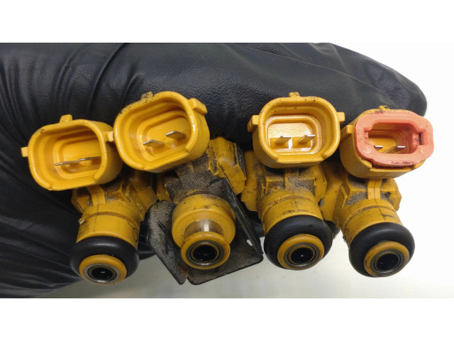 Vstřikovač 9260930020, 353102B000   Hyundai i30  pro benzínový motor 1.6 MF95 DOHC - MPI