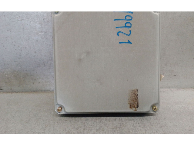 Řídící jednotka 8966105420, MB1758005033   Toyota Avensis T220 2001