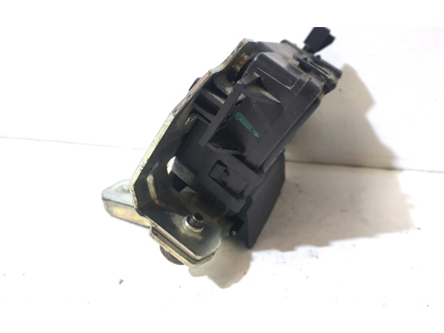 Zámek zadních dveří 495058724172852304   Opel Omega B2 2003