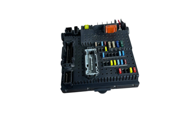   Pojistková skříňka 30786646, 30728273   Volvo XC90 2009