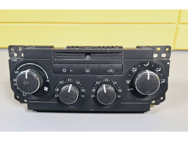Блок управления климат-контролем P55037981AA, 0050901456065   Jeep Grand Cherokee (WK)