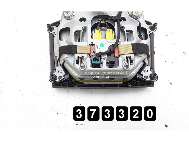 Подушка безопасности водителя 7L6880201CP   Volkswagen Touareg I
