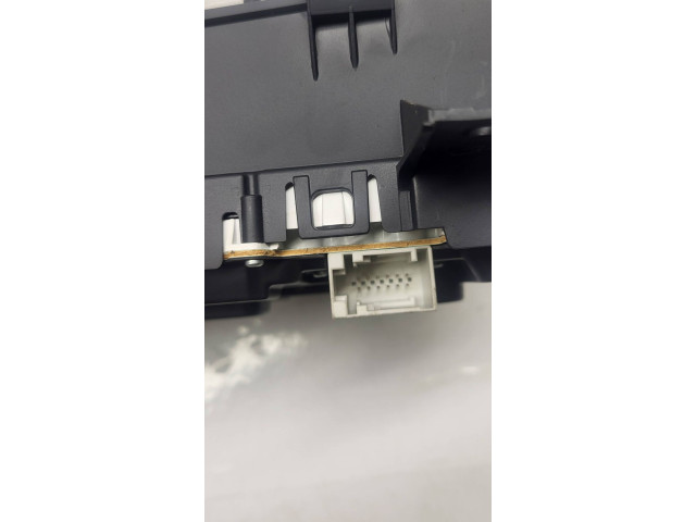Панель приборов 13144745   Opel Signum       