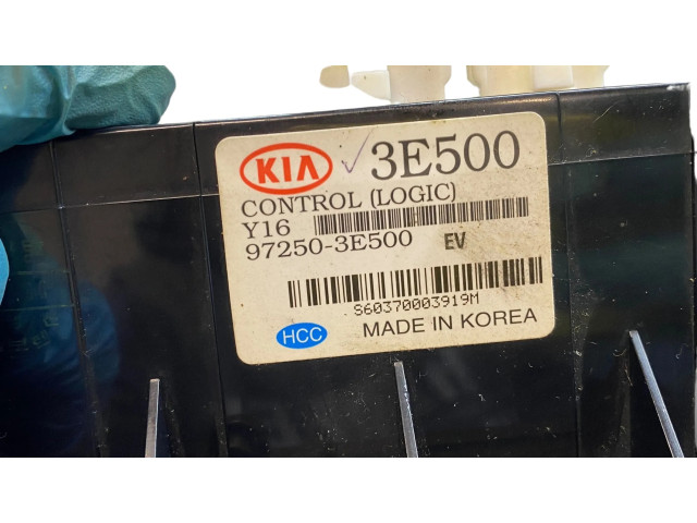 Блок управления климат-контролем 972503E500, 3E500   KIA Sorento