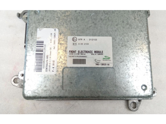 Блок управления двигателя 7W93-13B525-AA   Jaguar XJ X350