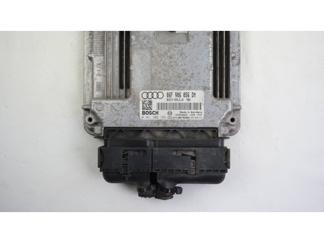 Řídící jednotka 06F906056DM, 0261S02154   Audi A3 S3 8P 2006