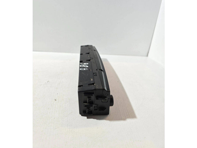 Блок управления климат-контролем 09105065, 69382201   Opel Omega B2