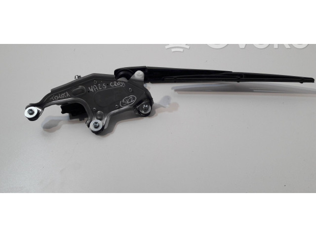 Моторчик заднего дворника 8513052280    Toyota Yaris Cross