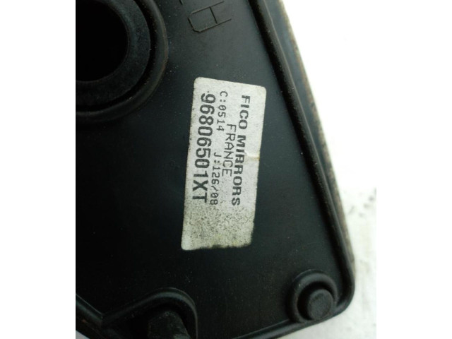 Zpětné zrcátko  Peugeot 207 2007  96806501XT  