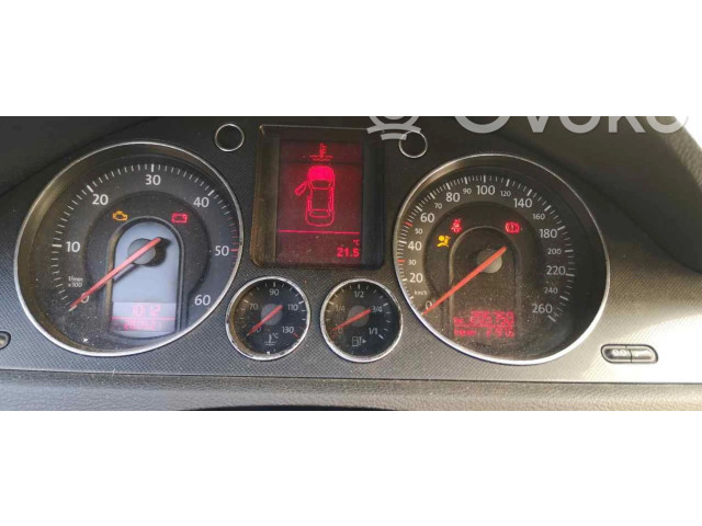 Přístrojová deska  Volkswagen PASSAT    