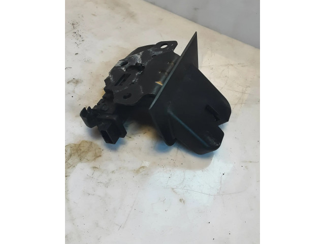 замок багажника 8P4827505B    Audi A3 S3 A3 Sportback 8P 2005-2013 года