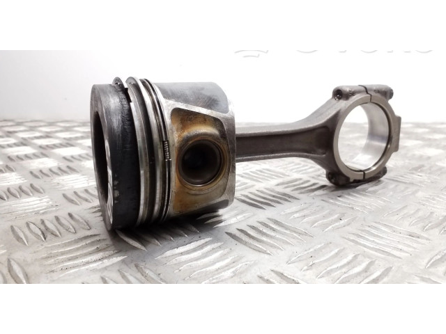  Поршень с шатуном CFGB 038J, 080755  Volkswagen Tiguan  
