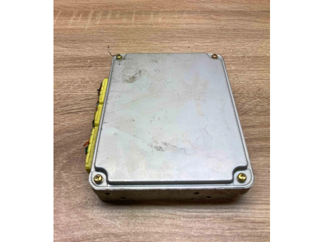 Řídící jednotka RF3V18881A, 2758005331   Mazda 626 1998