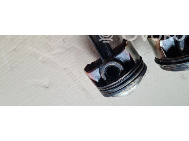  Поршень с шатуном CTU / CTUD R6EH, 84475  Audi Q5 SQ5  