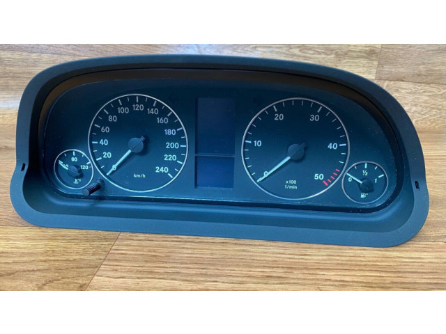 Přístrojová deska  Mercedes-Benz A W169 2009 A1695406247  