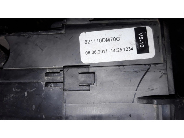   Pojistková skříňka 72818502, 821110DM70G   Toyota Yaris 2010