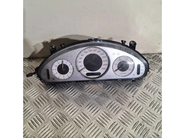 Панель приборов A2115408947   Mercedes-Benz E W211       
