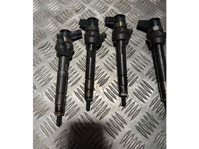 Vstřikovač 8506902   Toyota Verso     