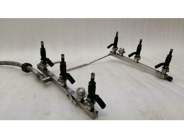 Vstřikovací lišta A2720701495, A2720701795   Mercedes-Benz SL R230  pro benzínový motor 3.5  