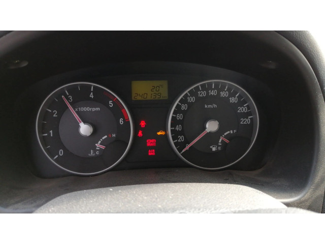 Přístrojová deska  Hyundai Accent 2006 940031E610  