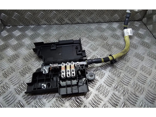   Pojistková skříňka 8V0937548, 8V0971225A   Audi RS3 2016