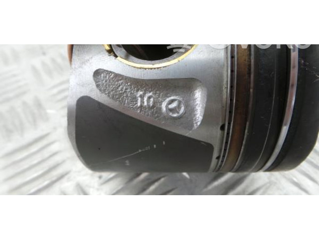 Píst A6510302517, 143110076411X   Mercedes-Benz CLA C117 X117 W117    OM 651.930 
