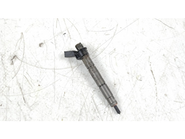 Vstřikovač 7805430   BMW 5 F10 F11  pro naftový motor 3.5  