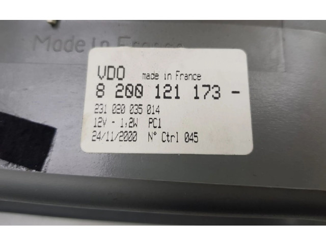Přístrojová deska  Renault Twingo I 2001 8200121173, 8200121171  