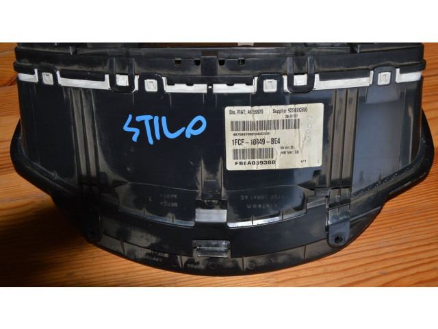 Přístrojová deska  Fiat Stilo 2002 1FCF10849BB4  