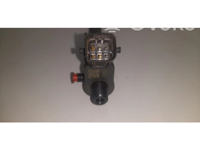 Форсунка VEA132370010CCA    Volvo V40 Cross country  D4204T9 